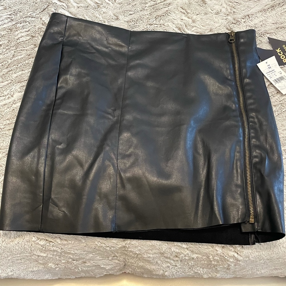 Black vintage leather skirt.Size 11